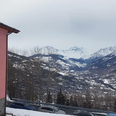 Les Flocons アパート